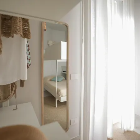 Nuovo Moderno Con Parcheggio, A 200m Dal Mare, Aria Condizionata Apartman